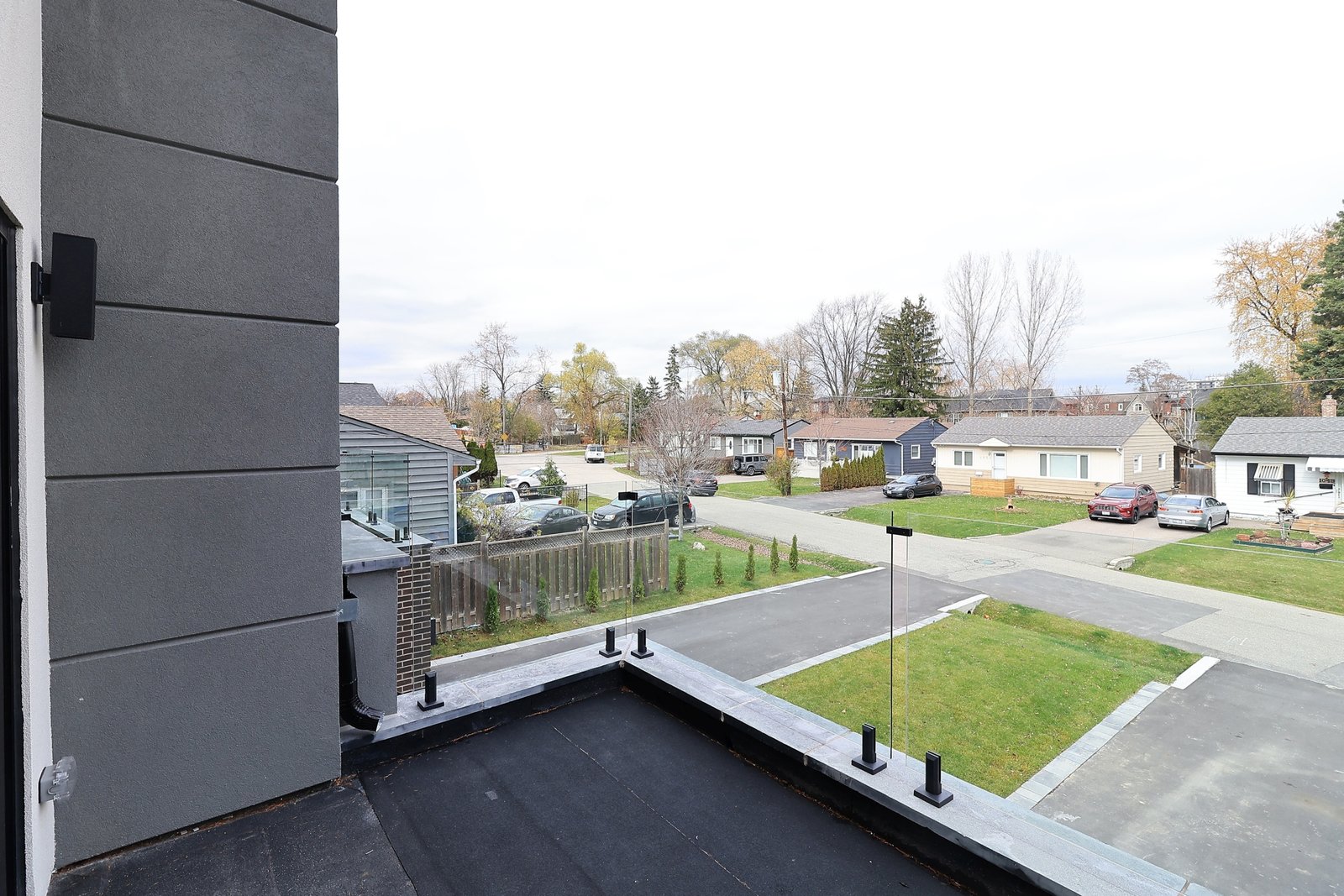 1046 Roosevelt Rd (10)