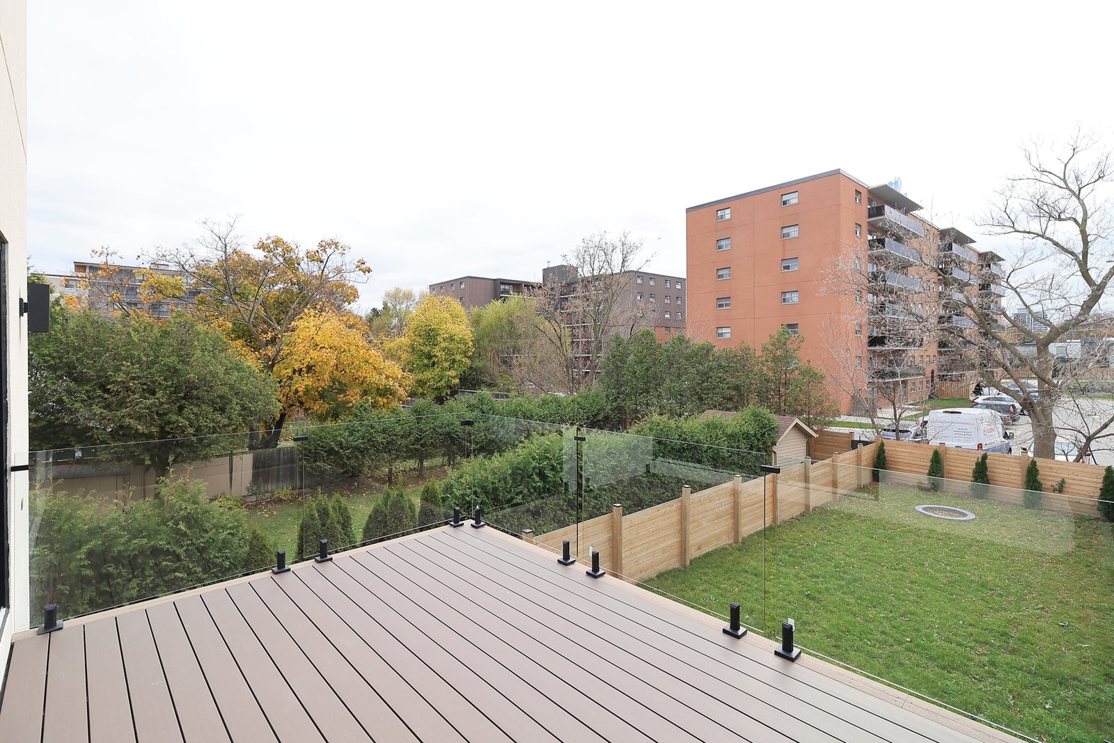 1046 Roosevelt Rd (13)