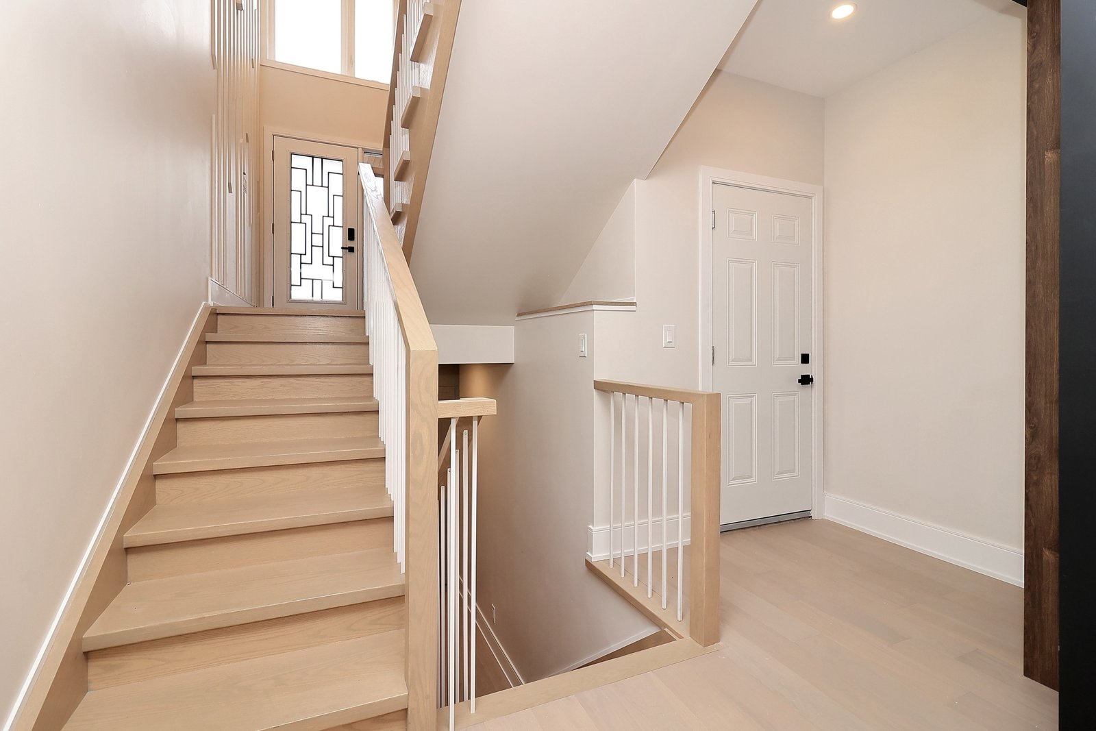 1046 Roosevelt Rd (19)