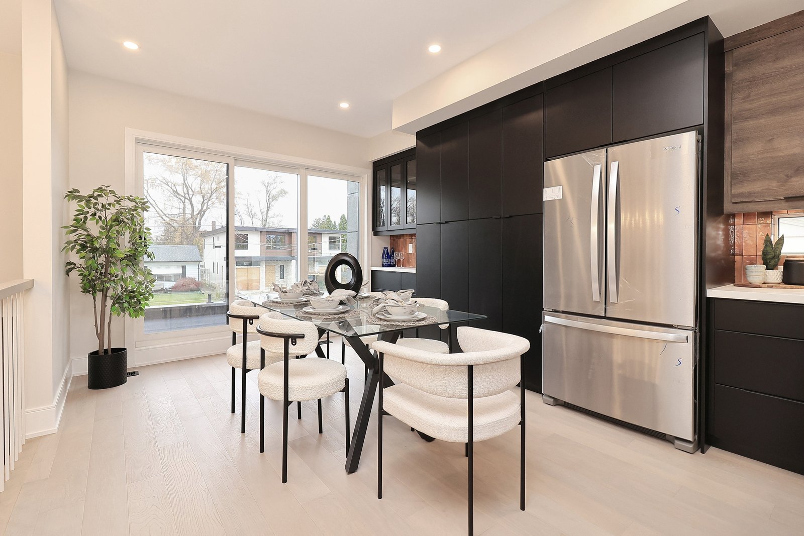 1046 Roosevelt Rd (22)