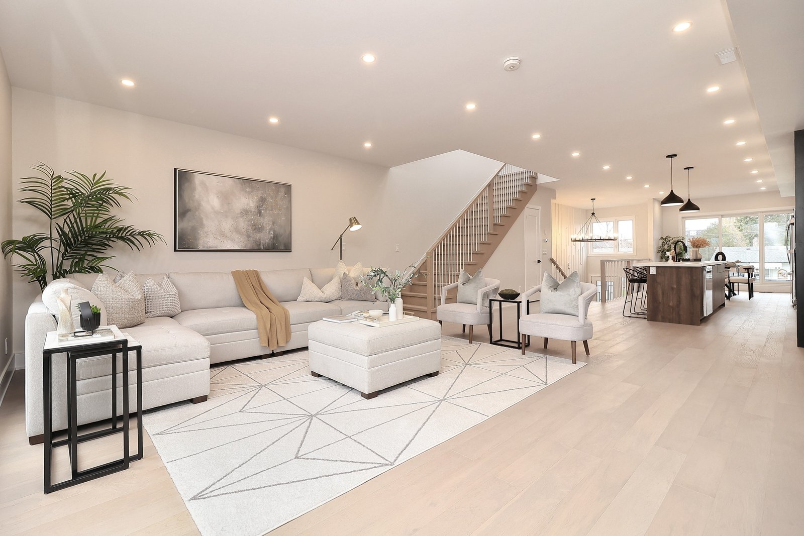 1046 Roosevelt Rd (24)