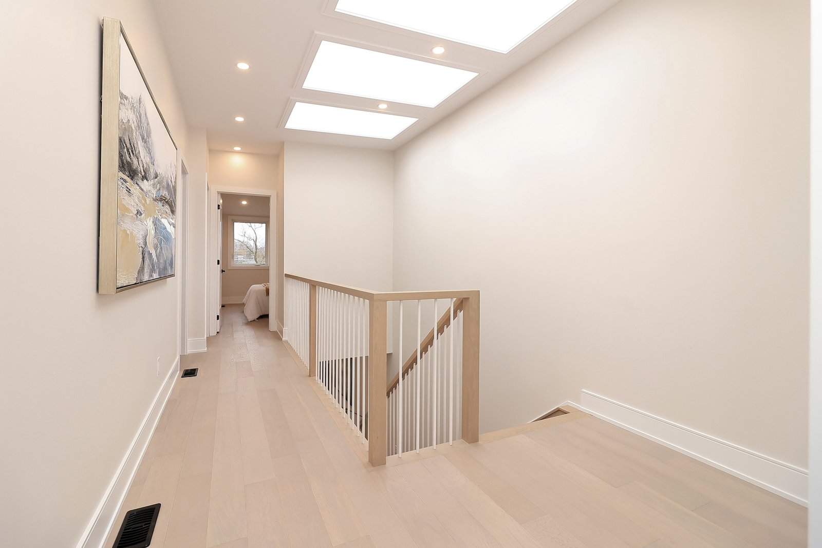 1046 Roosevelt Rd (44)