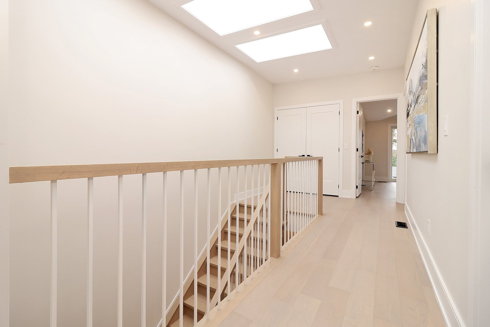 1046 Roosevelt Rd (46)