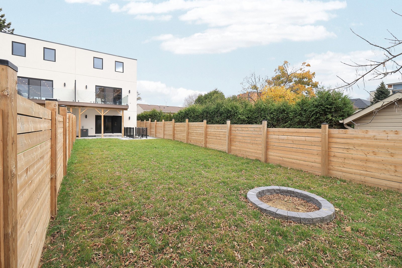 1046 Roosevelt Rd (6)